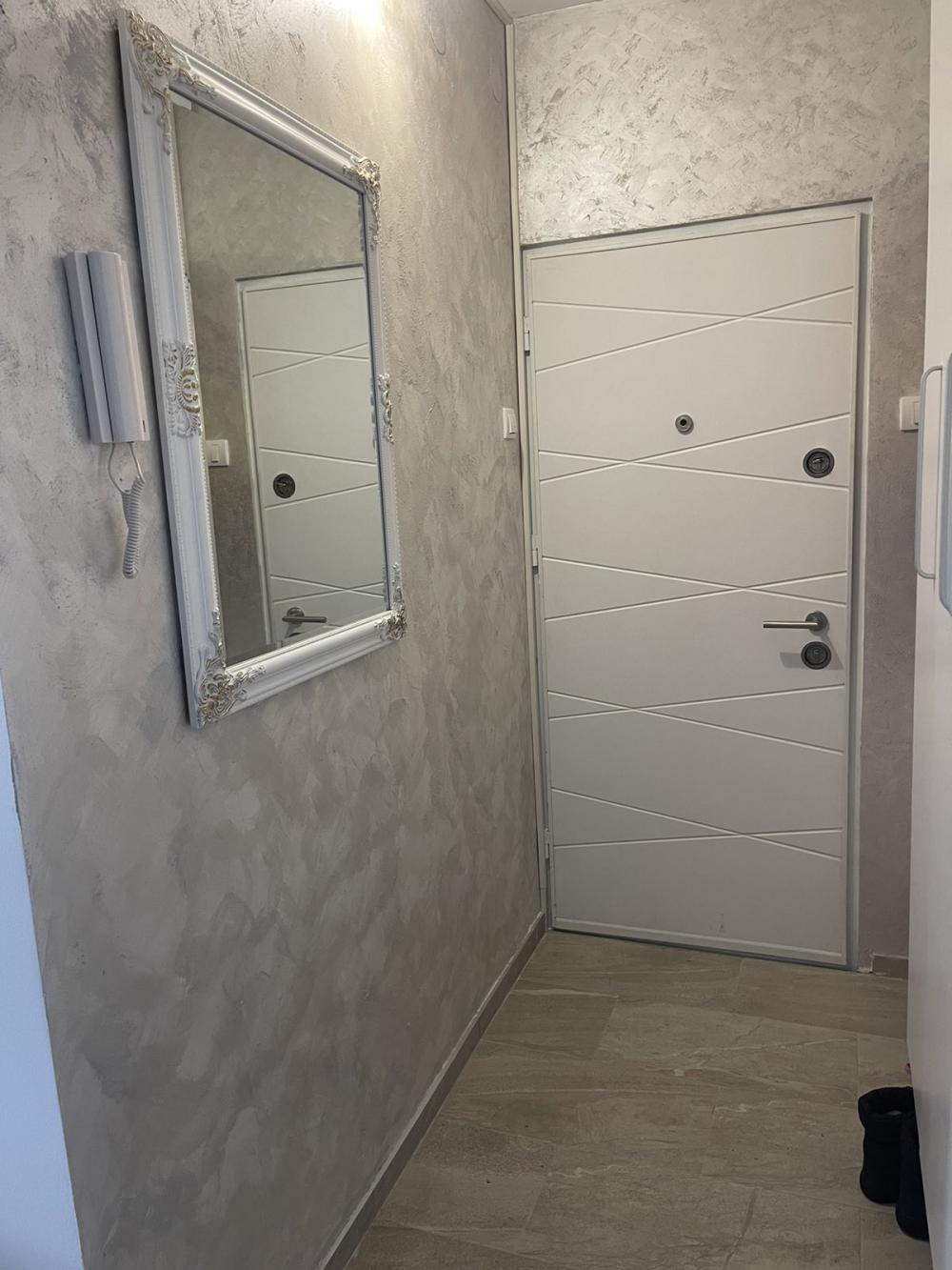 Slika 11 - Prodaja stana, 61m2, Brace Petkovic Kragujevac, sa terasom, ima lift