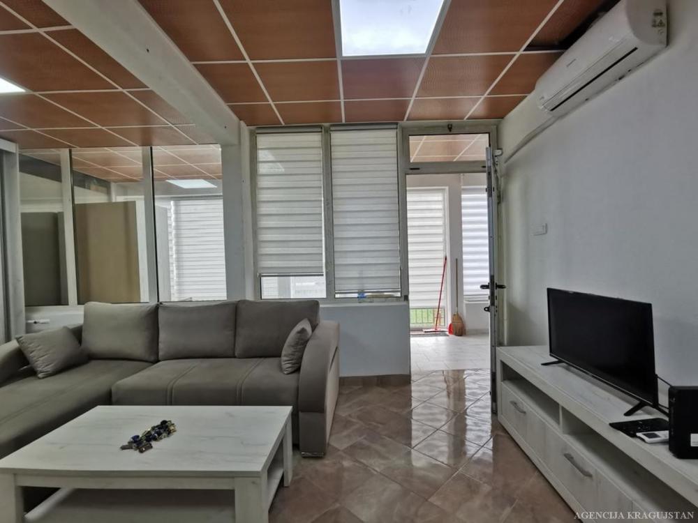 Slika 11 - Prodaja stana, 24m2, Aerodrom Kragujevac