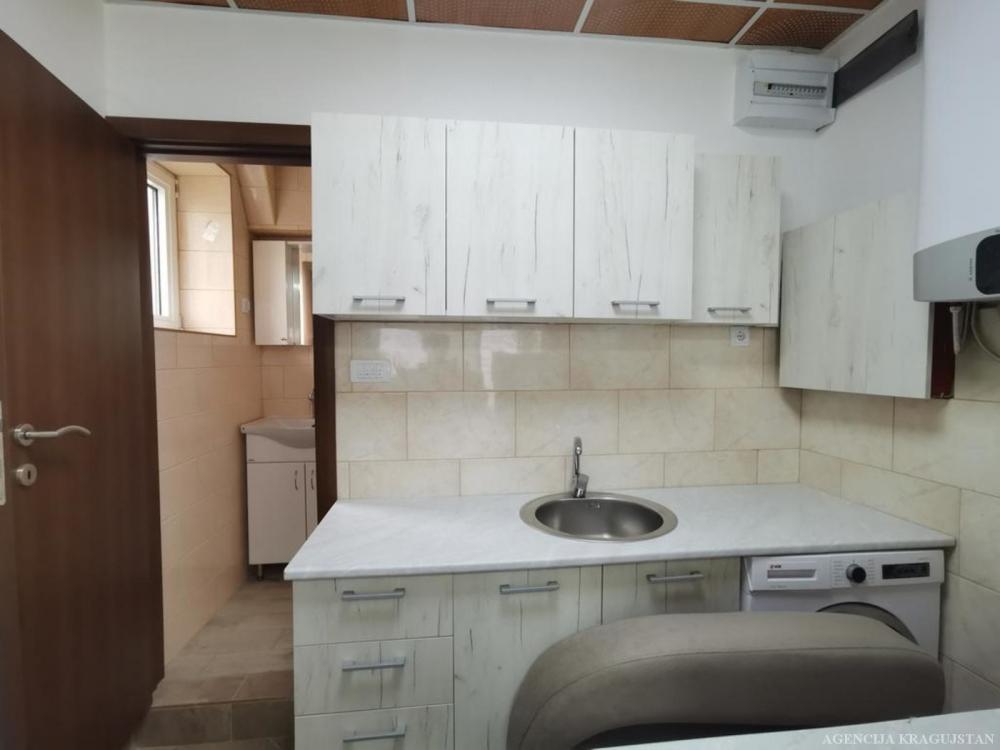 Slika 5 - Prodaja stana, 24m2, Aerodrom Kragujevac