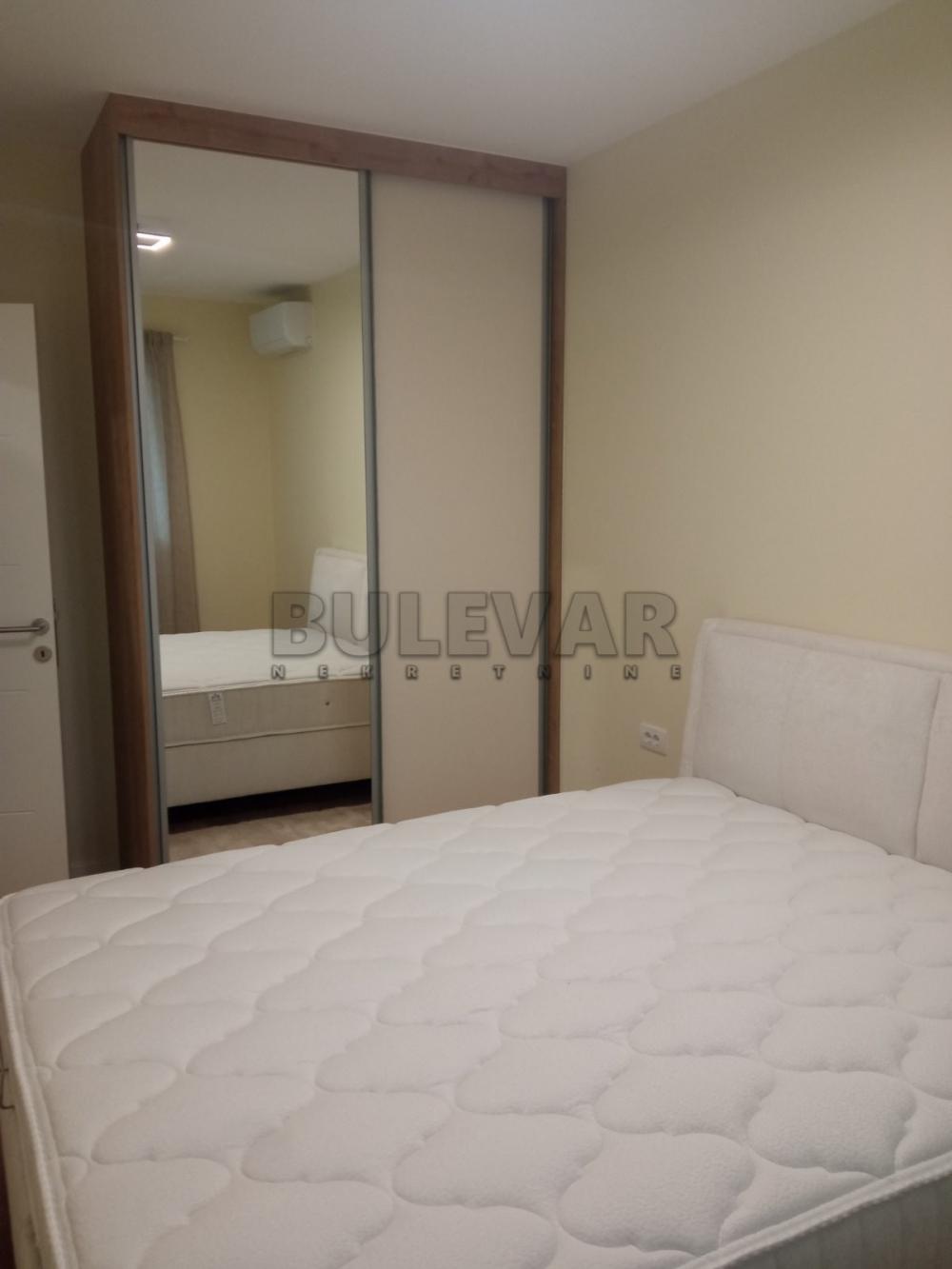 Slika 9 - Jednosoban, 46m2, Miodraga Vlajića Šuke Kragujevac, sa terasom, sa parkingom