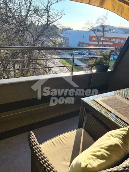 Slika 11 - Šestosoban, 151m2, Vašarište Kragujevac