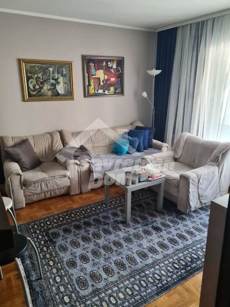 Slika 1 - Šestosoban, 151m2, Vašarište Kragujevac