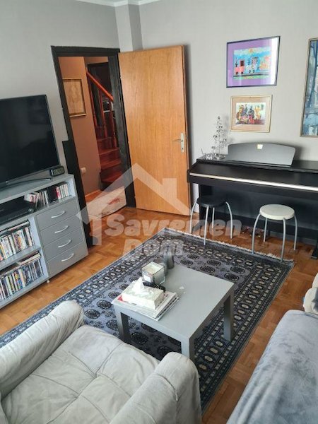 Slika 2 - Šestosoban, 151m2, Vašarište Kragujevac