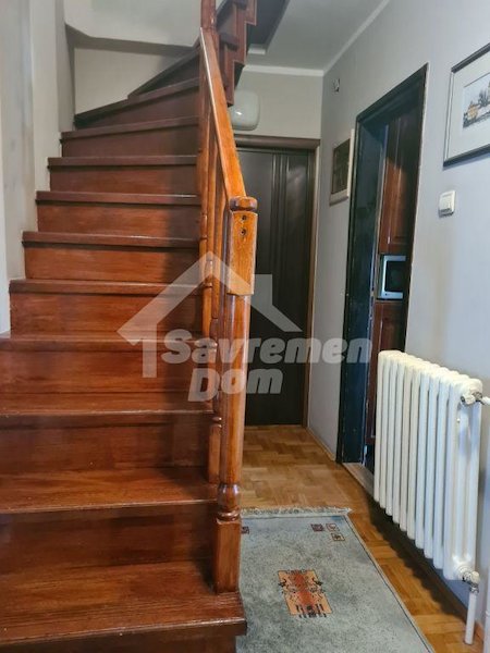 Slika 7 - Šestosoban, 151m2, Vašarište Kragujevac