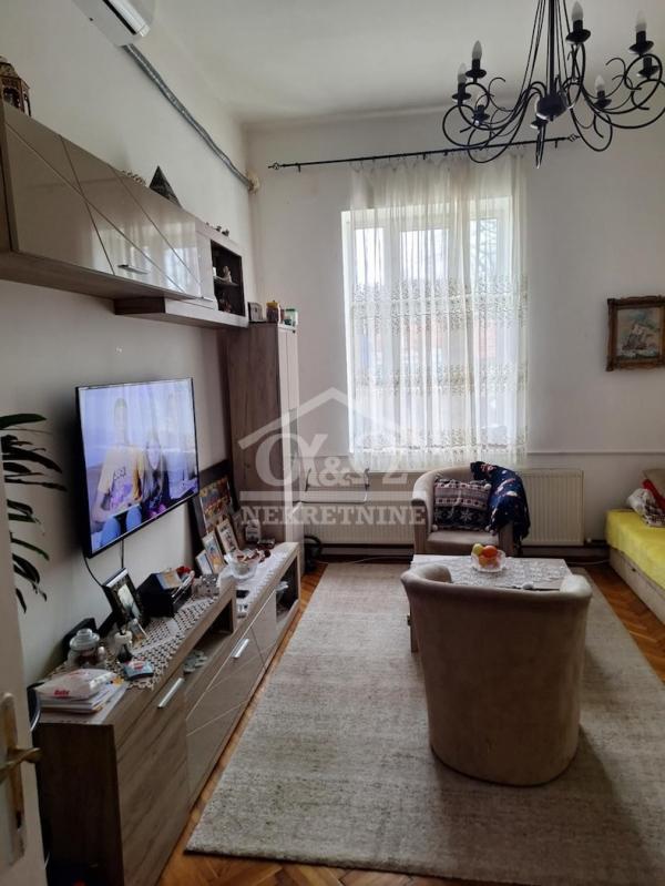 Glavna slika -Trosoban, 70m2, sa terasom