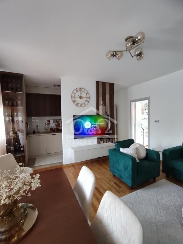 Slika 5 - Troiposoban, 100m2, sa terasom, ima lift