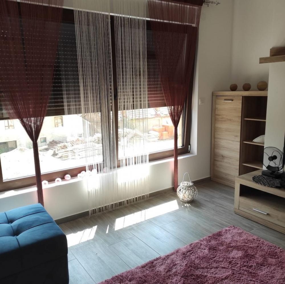 Slika 1 - Dvosoban, 42m2, ima lift