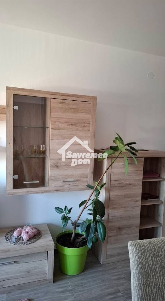 Slika 7 - Dvosoban, 42m2, ima lift