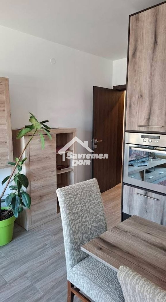 Slika 8 - Dvosoban, 42m2, ima lift