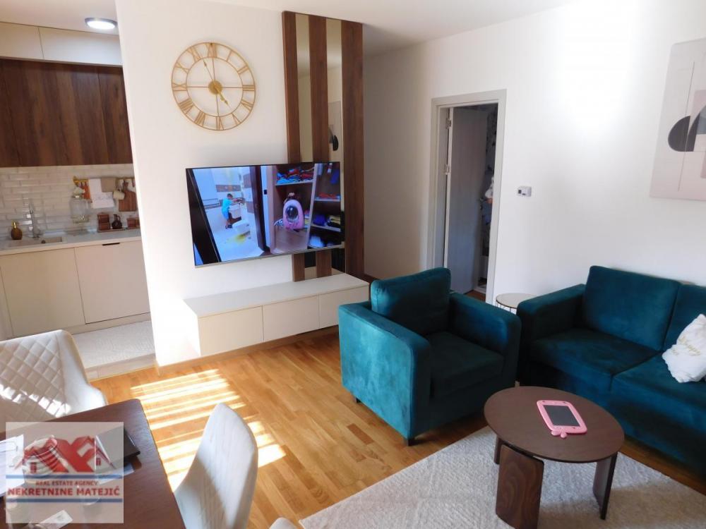 Slika 2 - NOVOGRADNJA CENTAR EXTRA ZONA, 1. SPRAT,ČETVOROSOBAN STAN, 100M2+PARKING–175.000 E