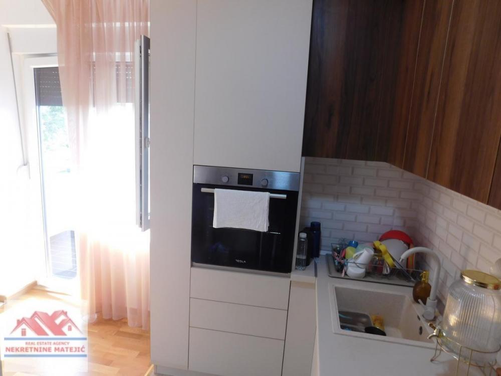 Slika 5 - NOVOGRADNJA CENTAR EXTRA ZONA, 1. SPRAT,ČETVOROSOBAN STAN, 100M2+PARKING–175.000 E