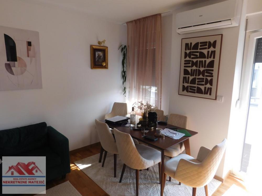 Slika 1 - NOVOGRADNJA CENTAR EXTRA ZONA, 1. SPRAT,ČETVOROSOBAN STAN, 100M2+PARKING–175.000 E