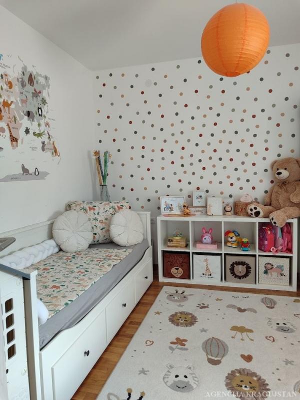 Slika 11 - Četvorosoban, 100m2, sa terasom, ima lift