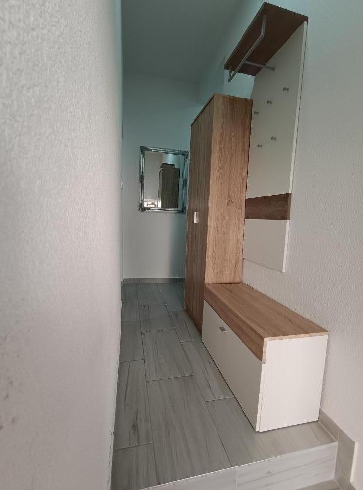 Slika 6 - Stan kod škole 21.oktobar