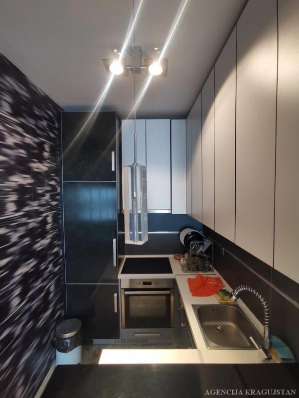 Slika 1 - Jednoiposoban, 49m2, sa terasom, ima lift