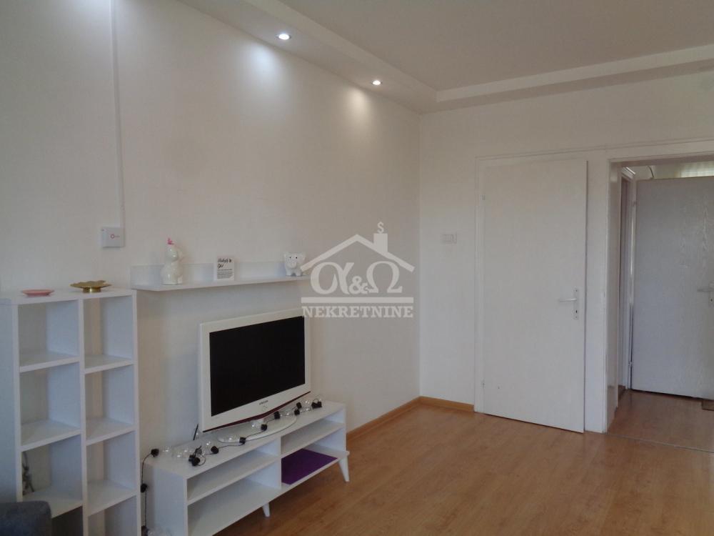 Slika 2 - Dvosoban, 54m2, sa terasom, ima lift