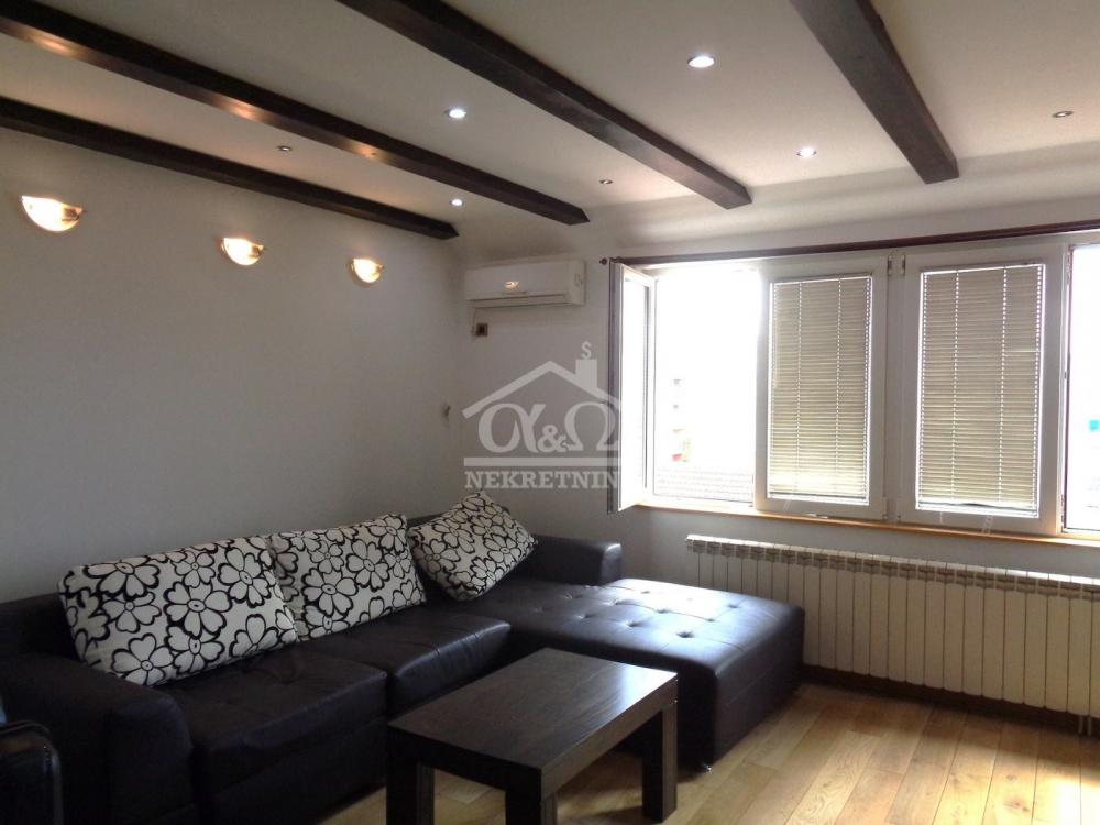 Slika 4 - Trosoban, 72m2, sa terasom