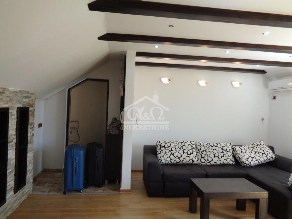 Slika 5 - Trosoban, 72m2, sa terasom