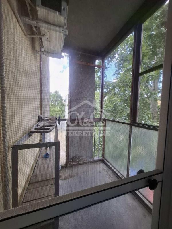 Slika 3 - Dvosoban, 55m2, Erdoglija Kragujevac, sa terasom