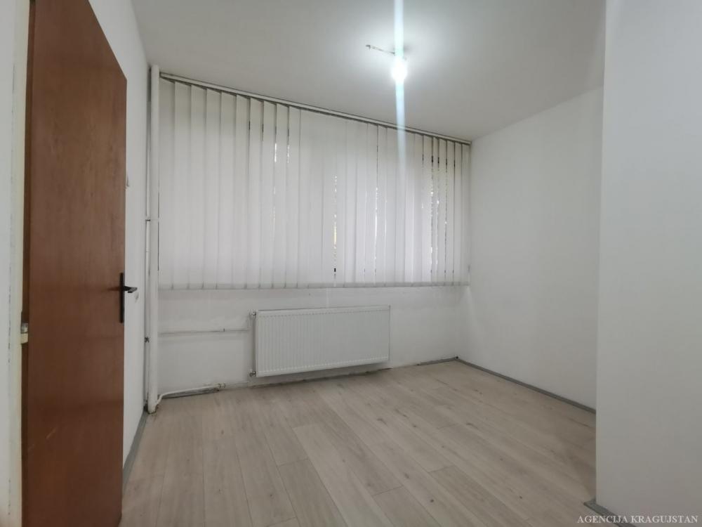 Slika 3 - Dvosoban, 58m2, ima lift