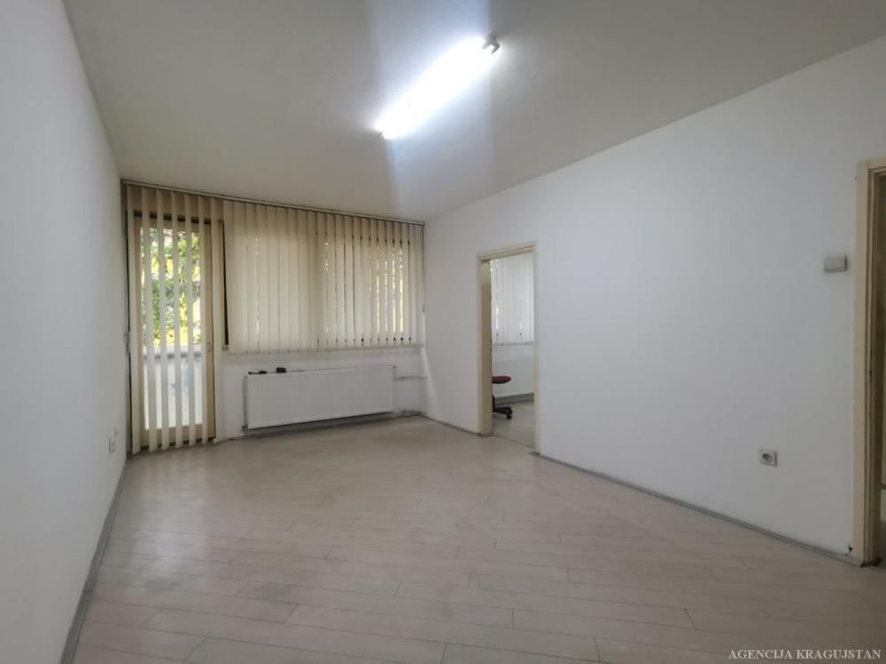 Slika 1 - Dvosoban, 58m2, ima lift