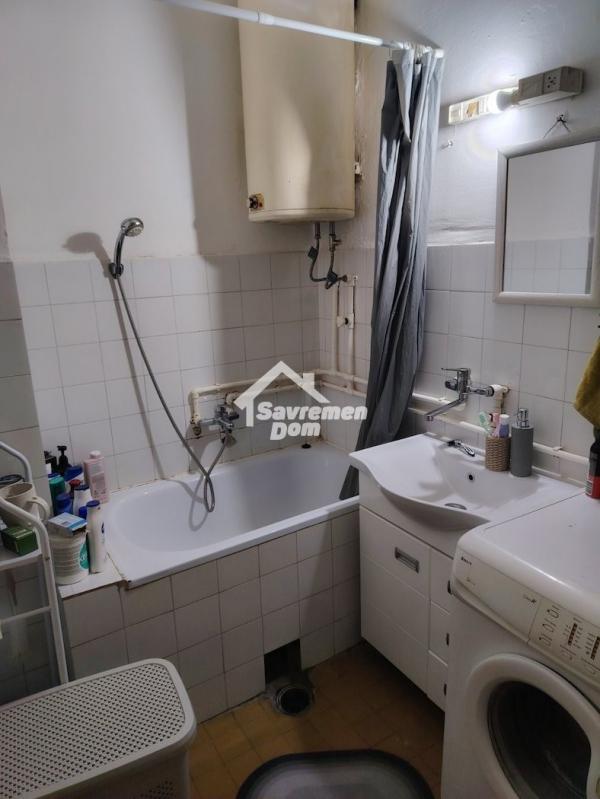 Slika 11 - Trosoban, 56m2, Aerodrom Kragujevac, sa terasom