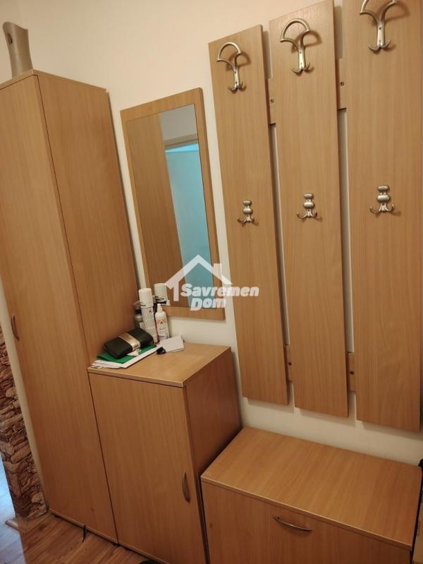 Slika 10 - Trosoban, 56m2, Aerodrom Kragujevac, sa terasom