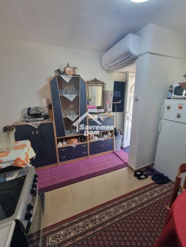 Slika 4 - Dvosoban, 47m2, Bagremar Kragujevac, sa terasom