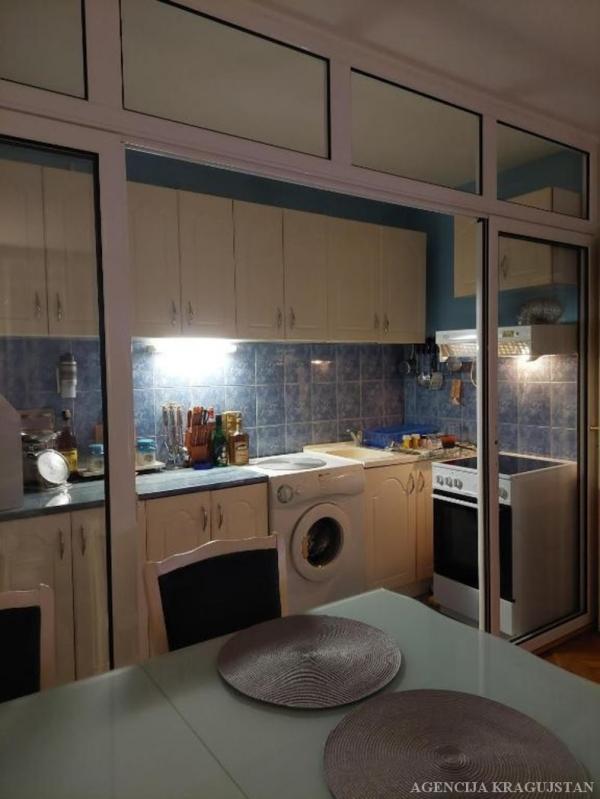 Slika 6 - Dvoiposoban, 52m2, Bubanj Kragujevac