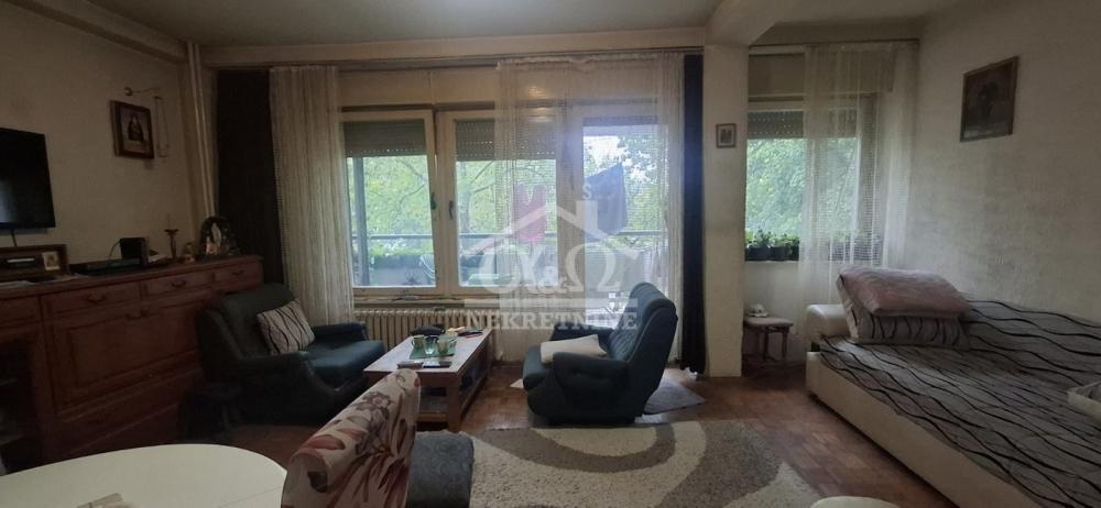 Glavna slika -Trosoban, 62m2, Aerodrom Kragujevac, sa terasom