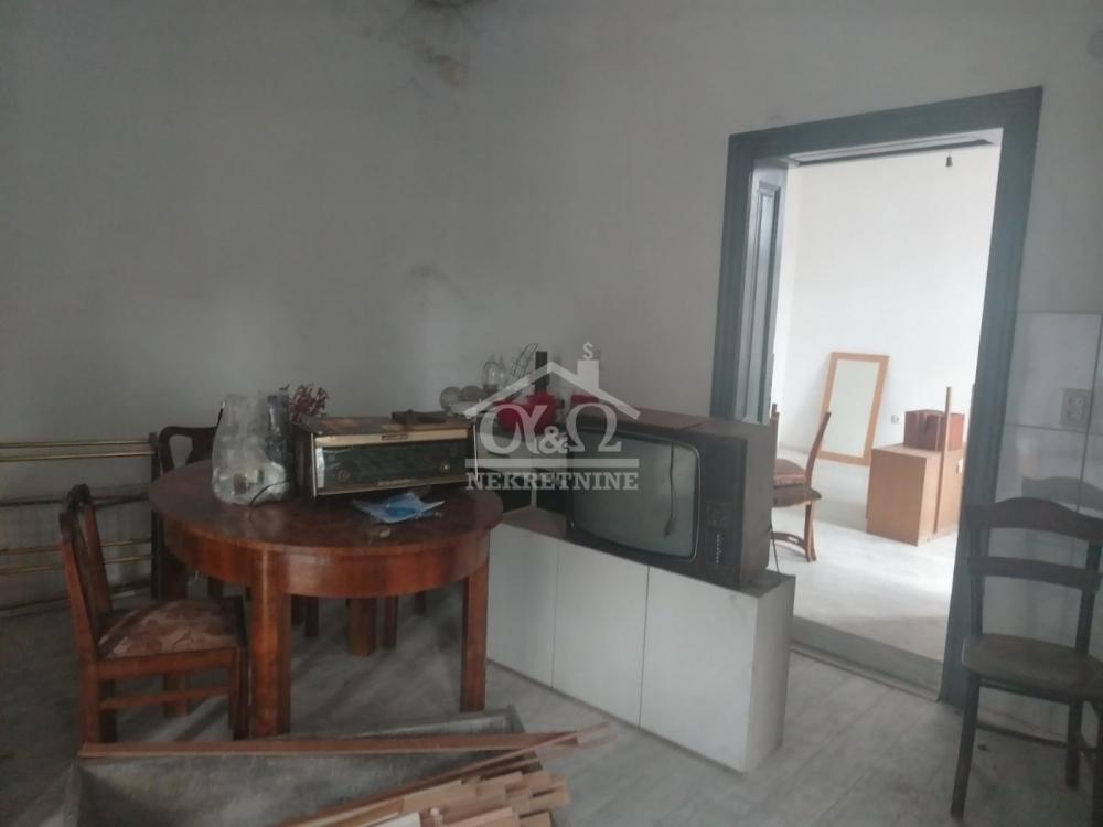 Slika 3 - Dvoiposoban, 57m2, Mala Vaga Kragujevac