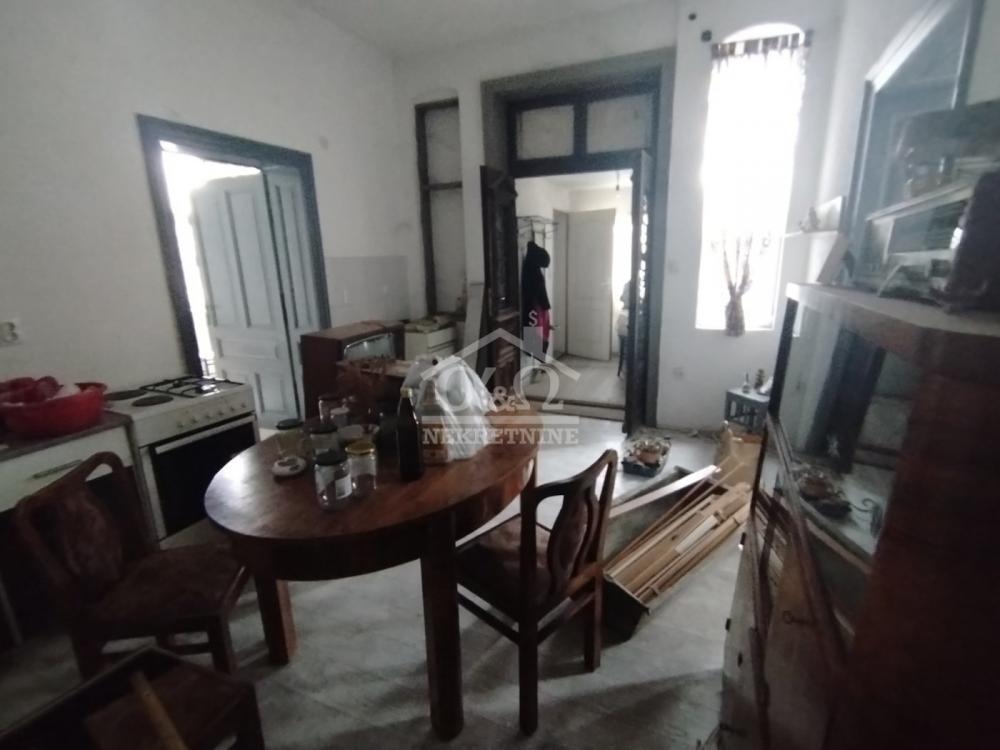 Slika 5 - Dvoiposoban, 57m2, Mala Vaga Kragujevac