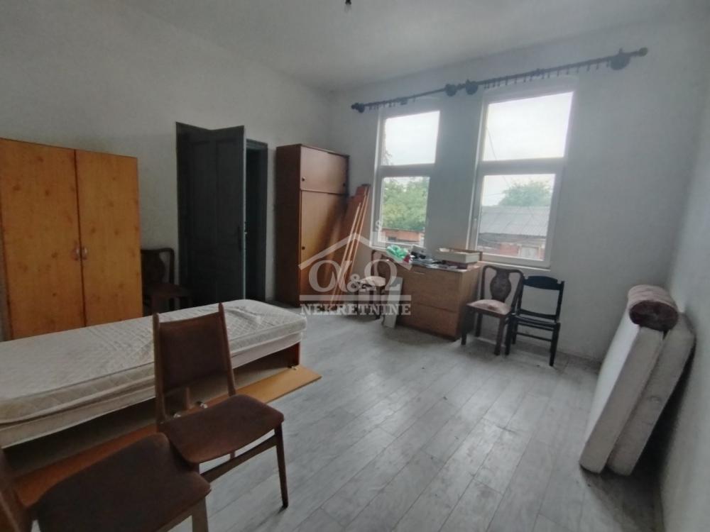 Slika 8 - Dvoiposoban, 57m2, Mala Vaga Kragujevac