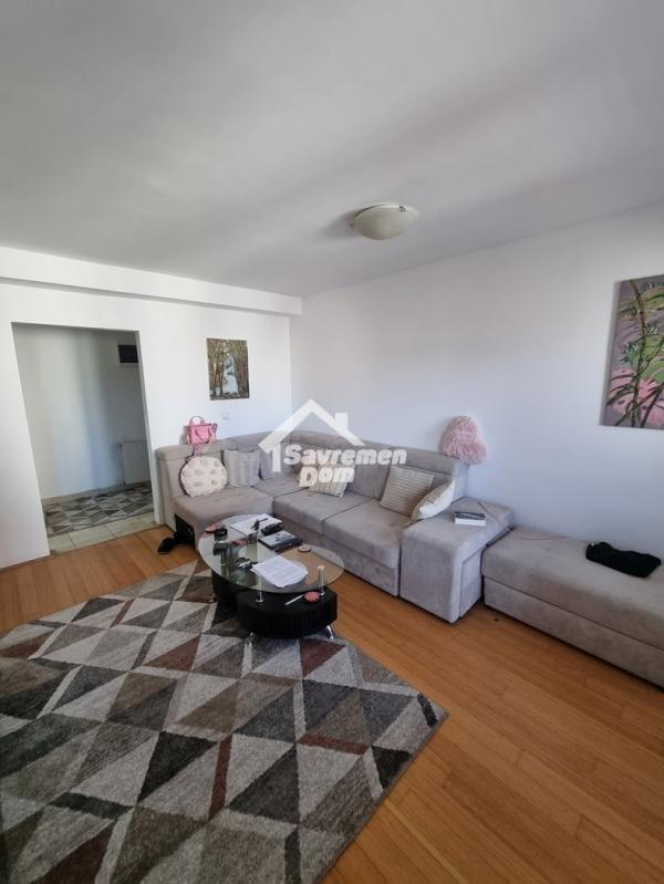 Slika 2 - Četvorosoban, 92m2, sa terasom, ima lift