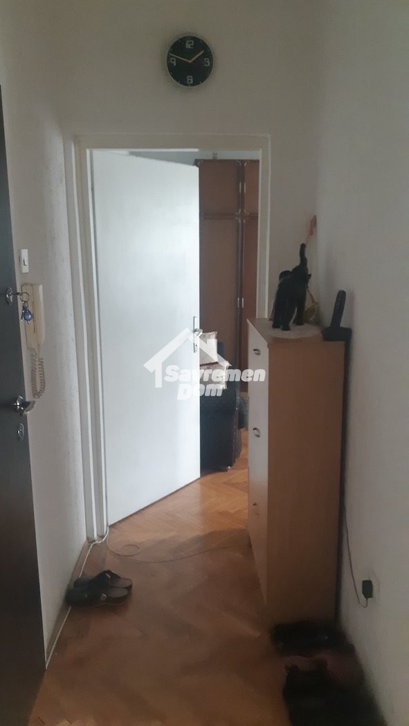 Slika 8 - Dvosoban, 49m2, Stanovo Kragujevac, sa terasom