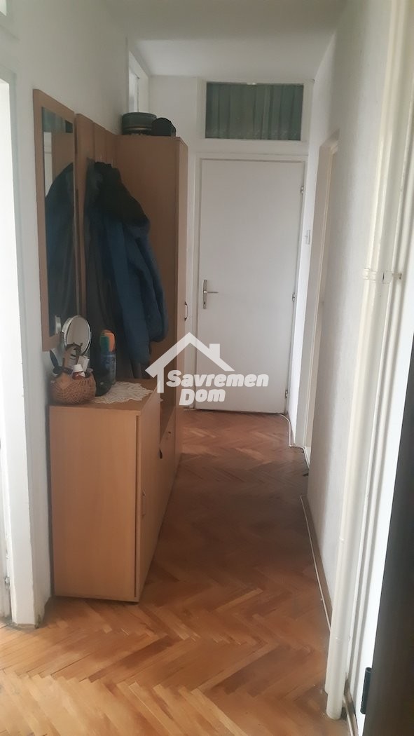 Slika 9 - Dvosoban, 49m2, Stanovo Kragujevac, sa terasom