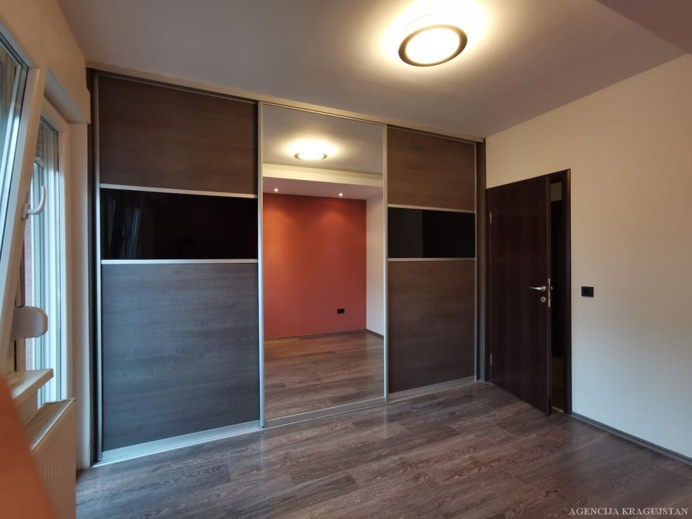 Slika 7 - Dvoiposoban, 76m2, sa terasom