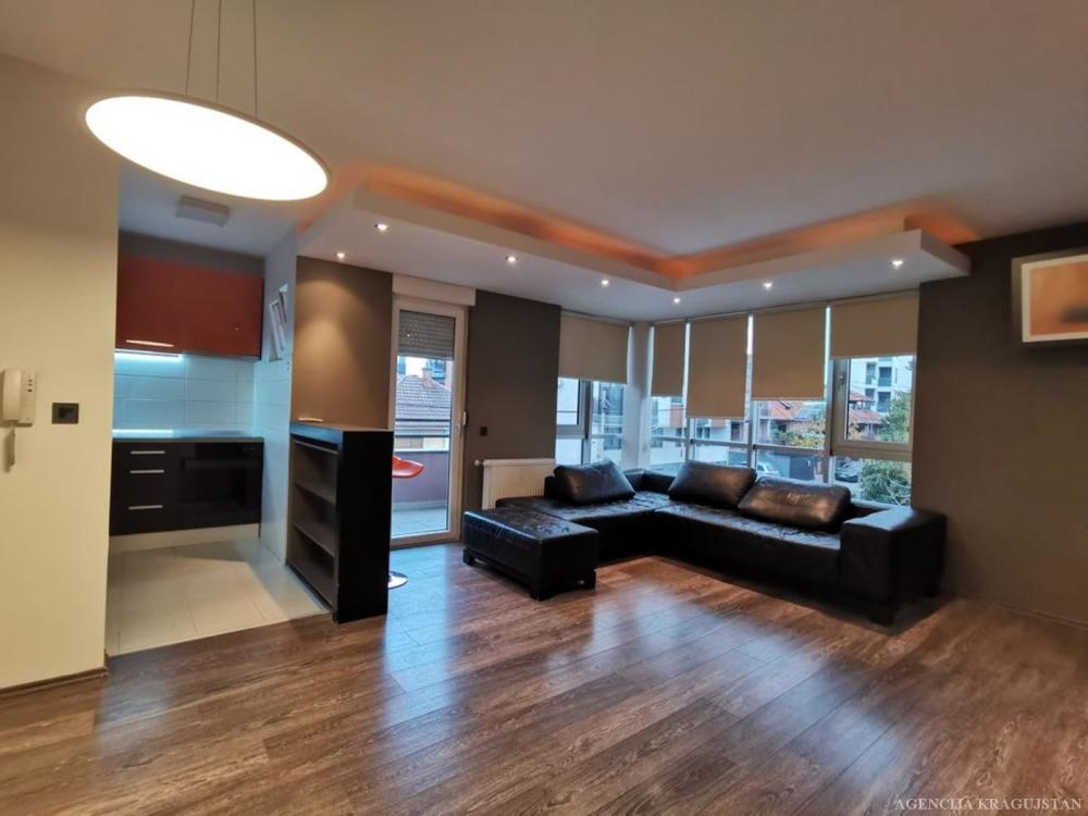 Slika 2 - Dvoiposoban, 76m2, sa terasom