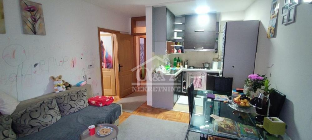 Glavna slika -Dvoiposoban, 53m2, sa terasom, ima lift