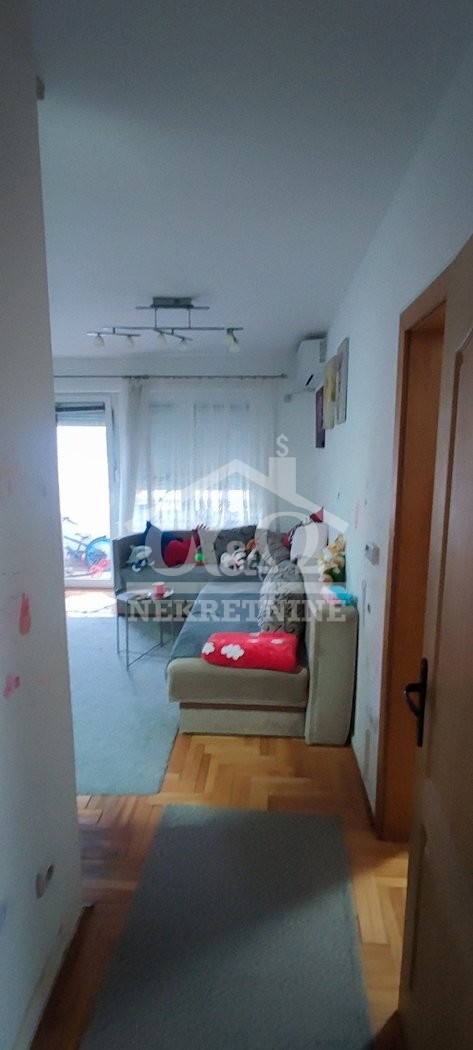 Slika 2 - Dvoiposoban, 53m2, sa terasom, ima lift