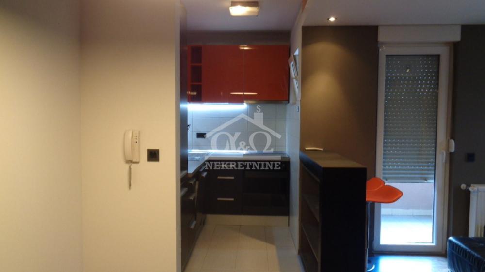 Slika 5 - Dvoiposoban, 76m2, sa terasom