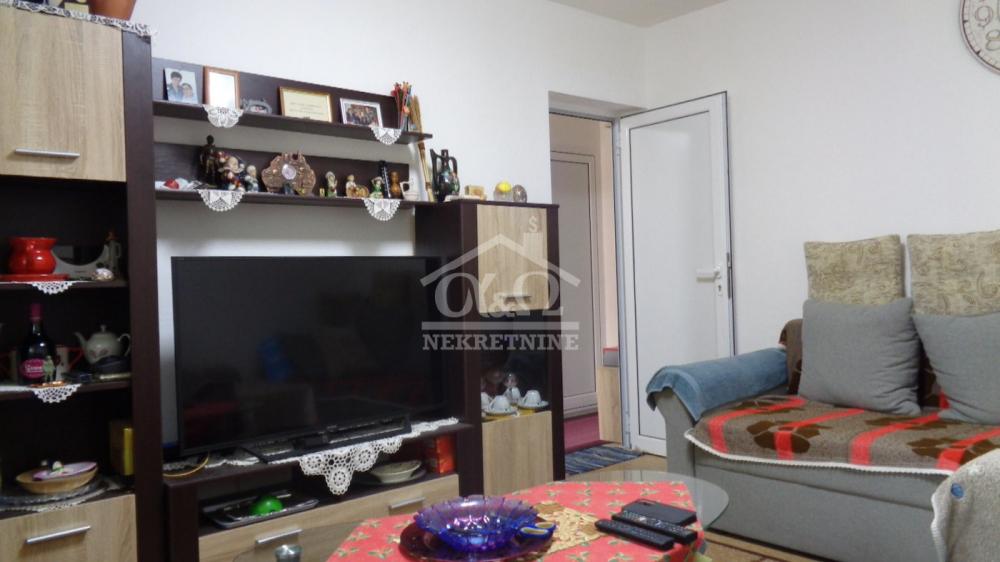 Slika 2 - Dvosoban, 47m2, Bagremar Kragujevac