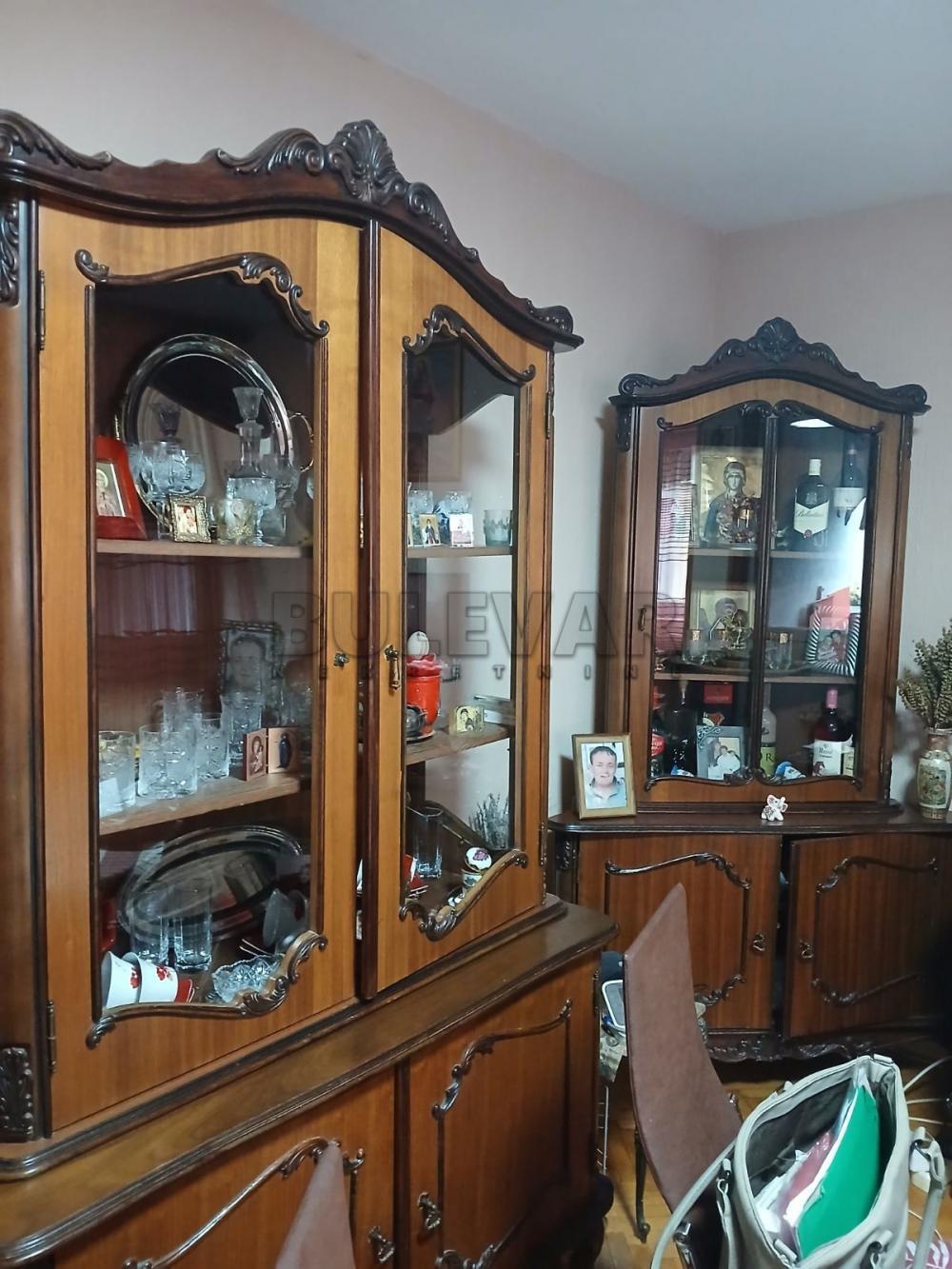 Glavna slika -Trosoban, 72m2, Bulevar kraljice Marije Kragujevac, sa terasom, sa parkingom