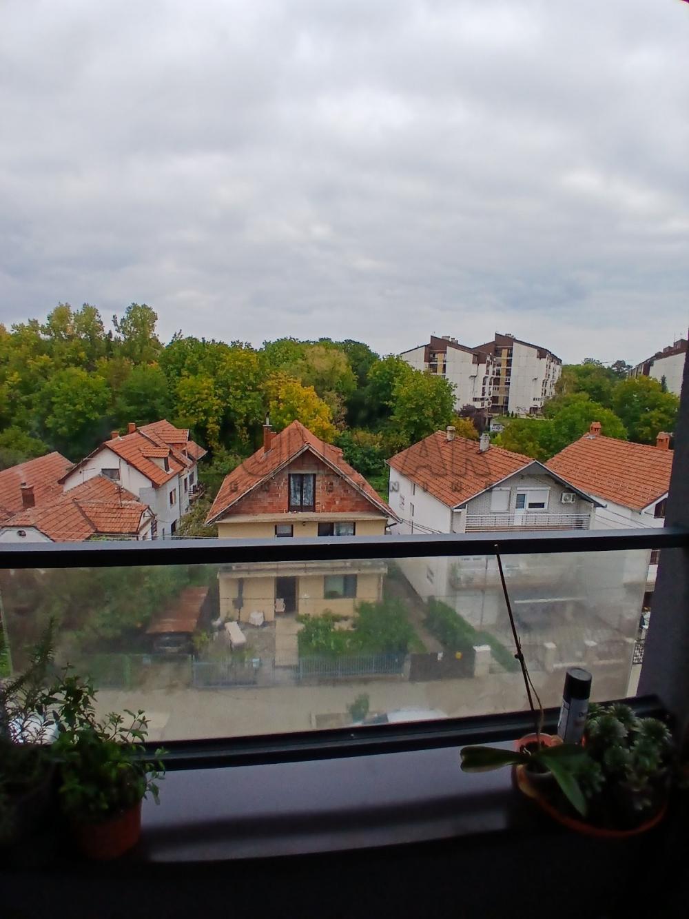 Slika 5 - Prodaja stana, 23m2, Dragoljuba Milovanovića Bene Kragujevac, sa terasom