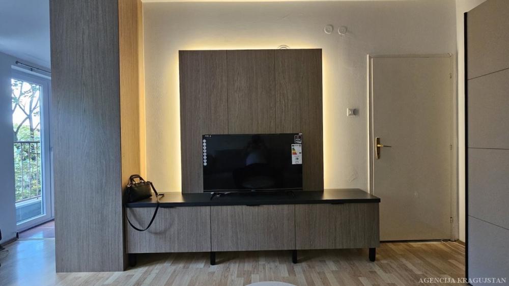 Slika 7 - Prodaja stana, 22m2, Bubanj Kragujevac, sa terasom