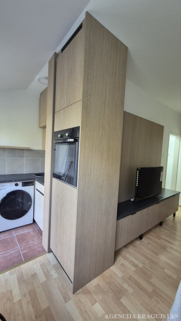 Slika 10 - Prodaja stana, 22m2, Bubanj Kragujevac, sa terasom