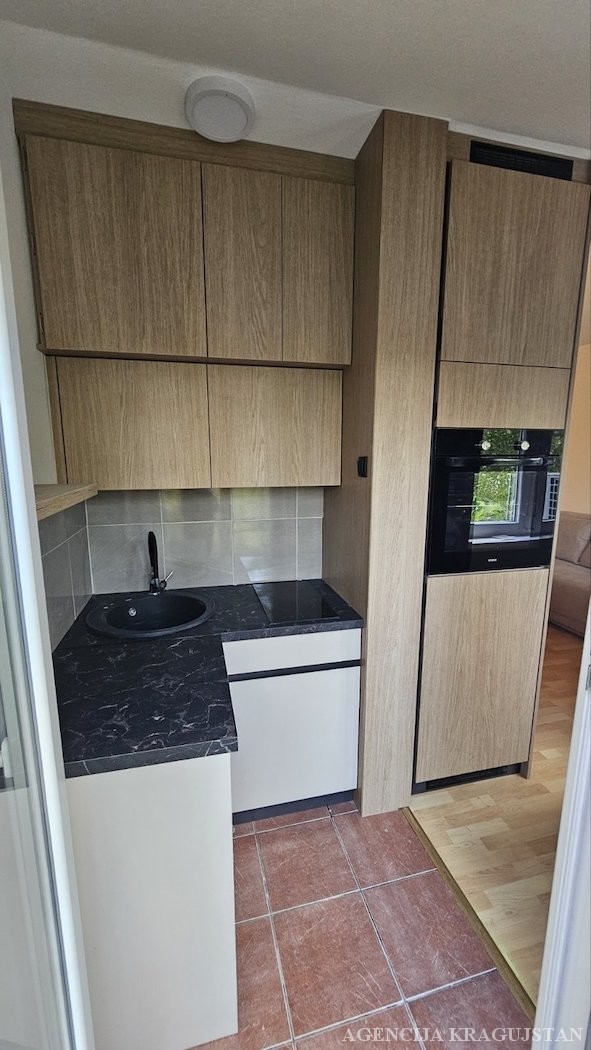 Slika 8 - Prodaja stana, 22m2, Bubanj Kragujevac, sa terasom