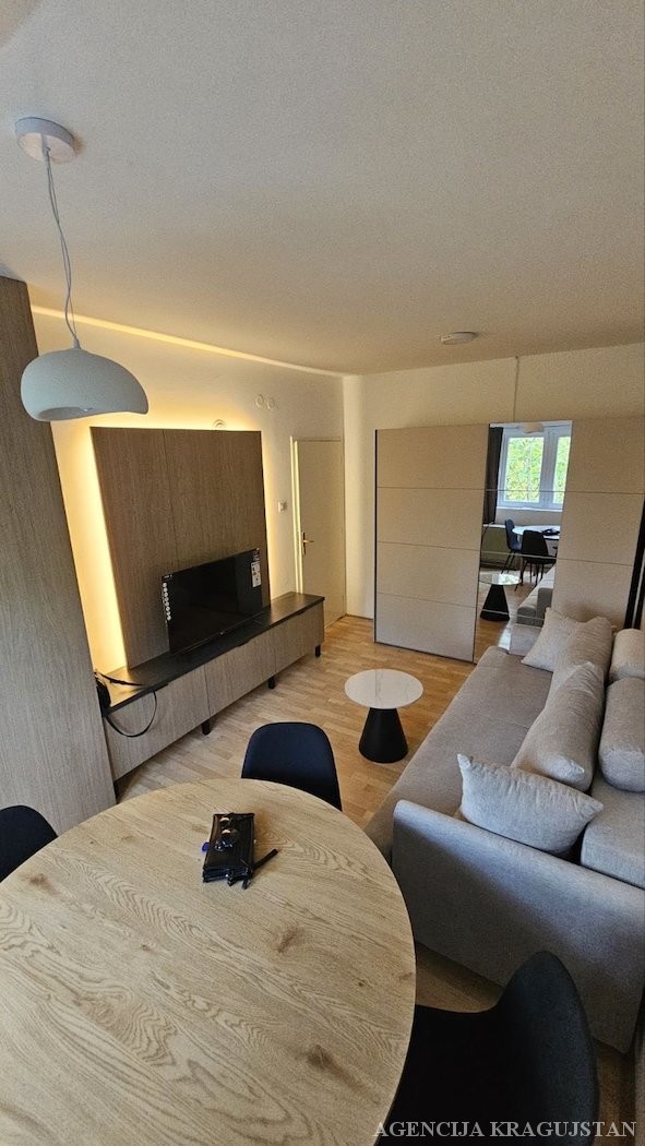 Slika 5 - Prodaja stana, 22m2, Bubanj Kragujevac, sa terasom