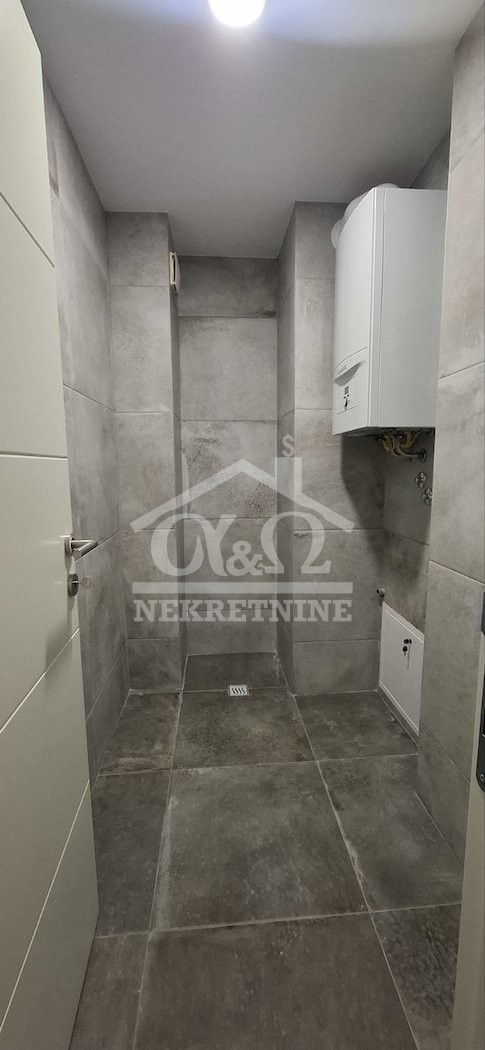 Slika 11 - Troiposoban, 87m2, Bubanj Kragujevac, sa terasom, ima lift