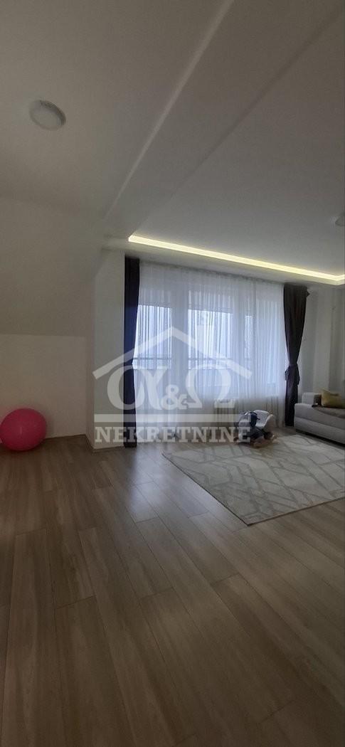 Glavna slika -Trosoban, 68m2, Aerodrom Kragujevac, sa terasom, ima lift